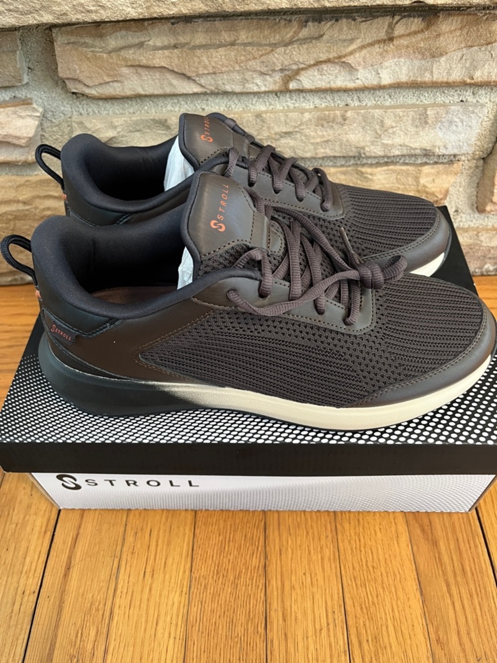 Stroll Men's Golf Shoes in Dark Brown